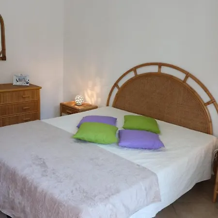 Matilde Holiday In 6 Guests شقة