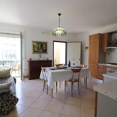 Matilde Holiday In 6 Guests Apartment Otranto